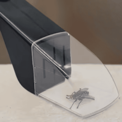 Spider and Insect Catcher in action